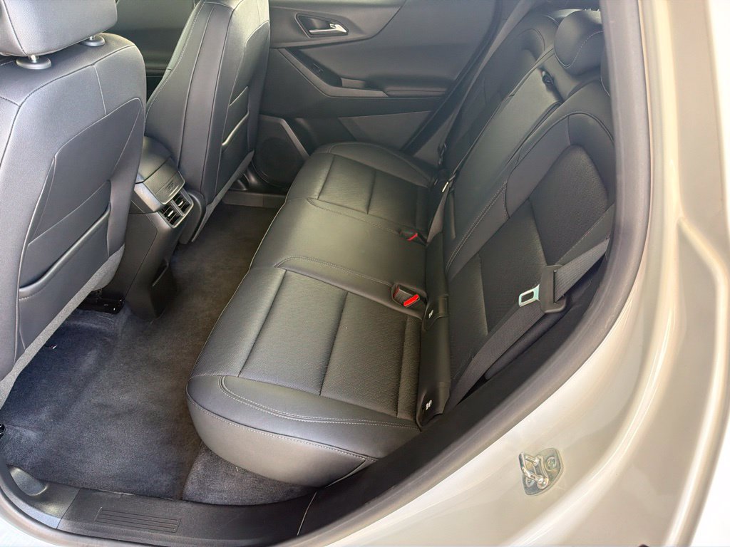 Used 2025 Chevrolet Equinox LT w/ Convenience Package II AWD/4WD image 28