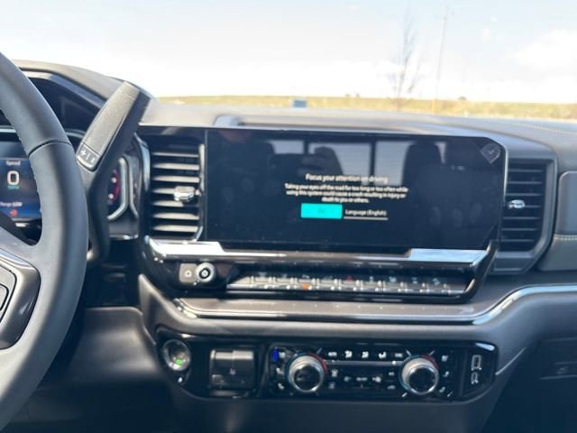 New 2026 Chevrolet Silverado 2500 ZR2 w/ LPO, Dark Essentials Package AWD/4WD image 18