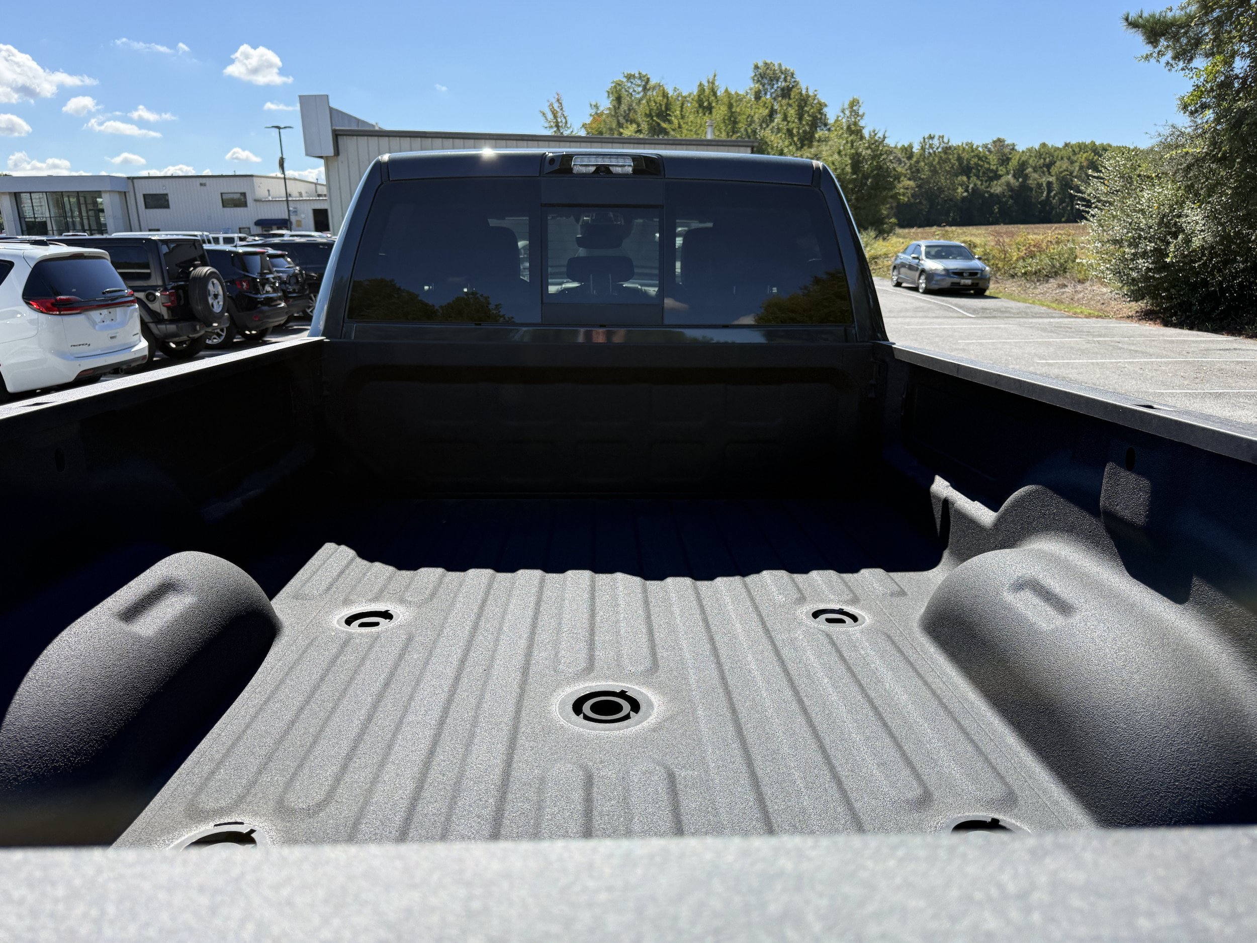 New 2026 RAM 3500 Laramie w/ Sport Appearance Package AWD/4WD image 9