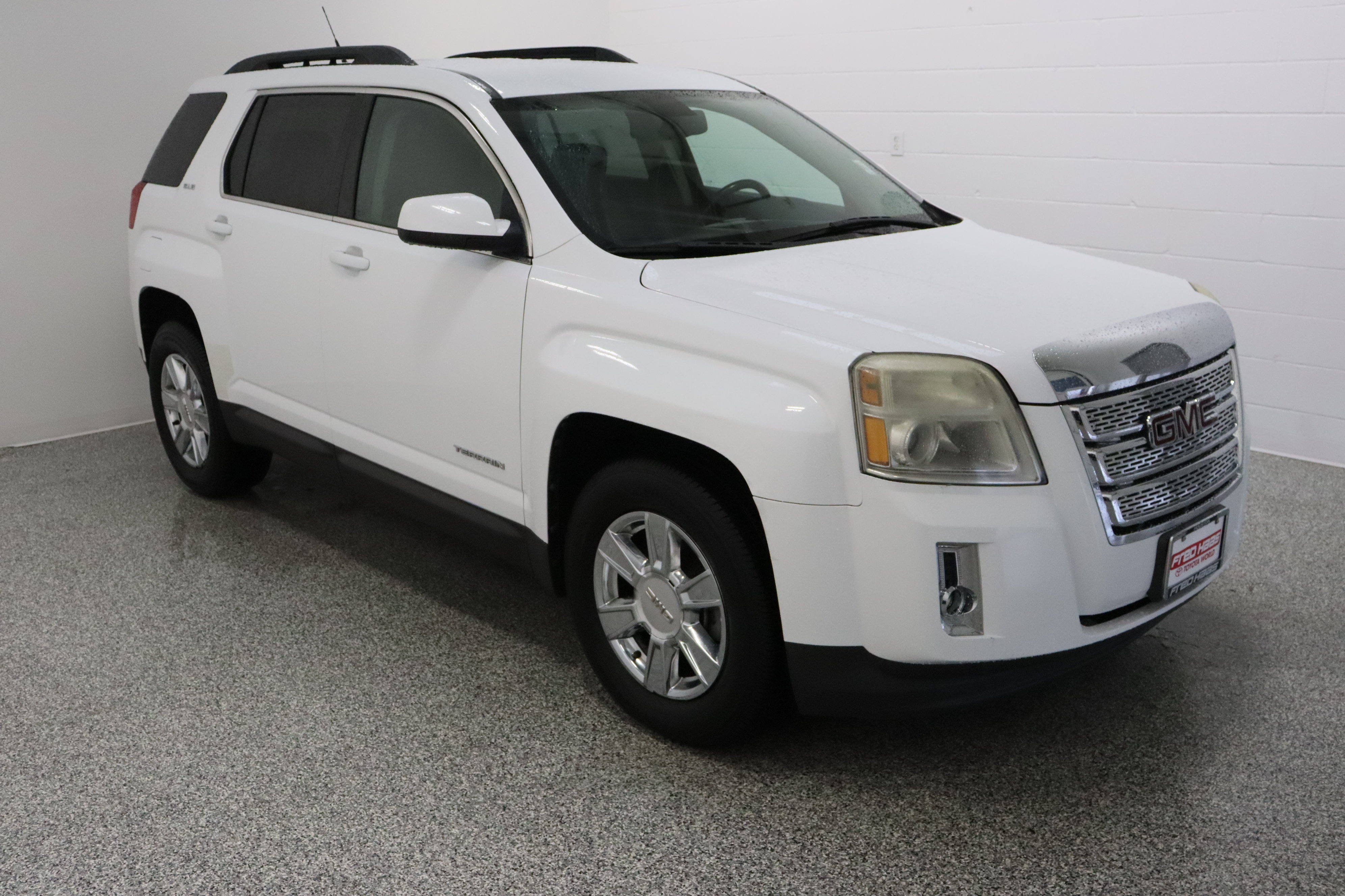 Used 2011 GMC Terrain SLE AWD/4WD image 4