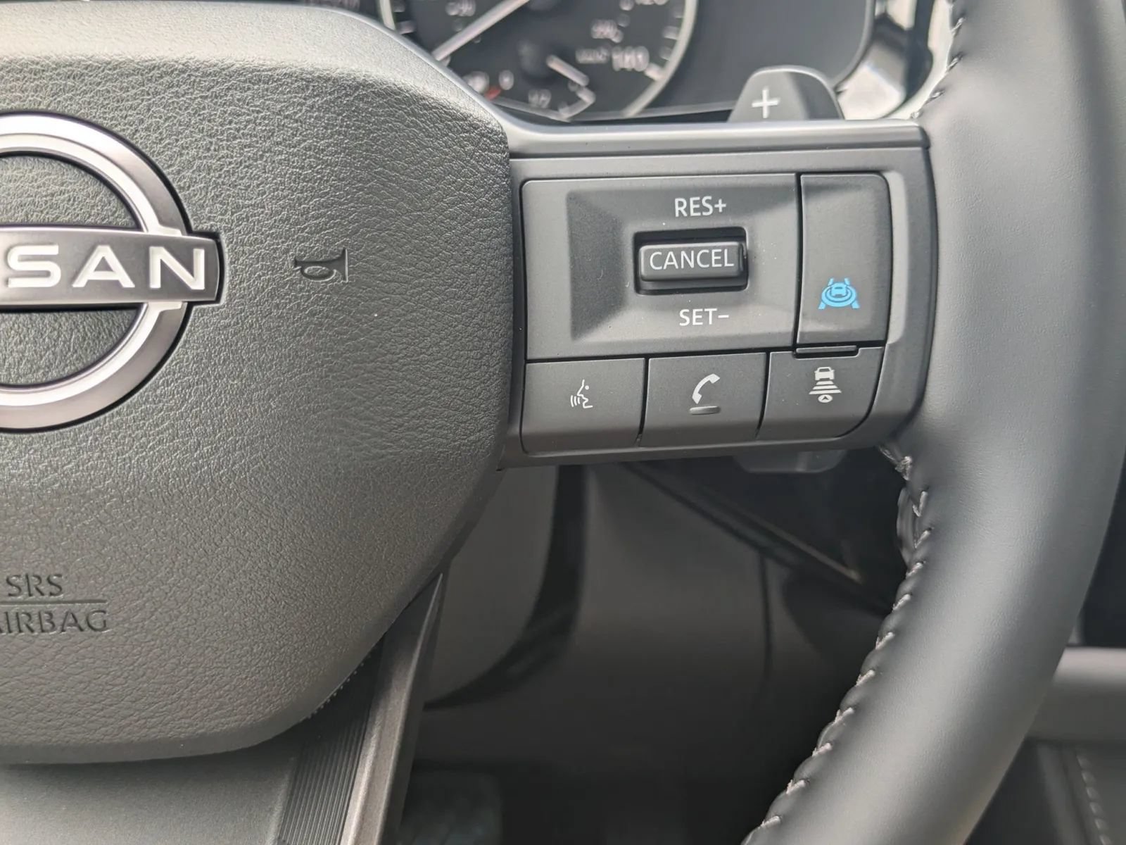 New 2026 Nissan Pathfinder SV FWD image 18