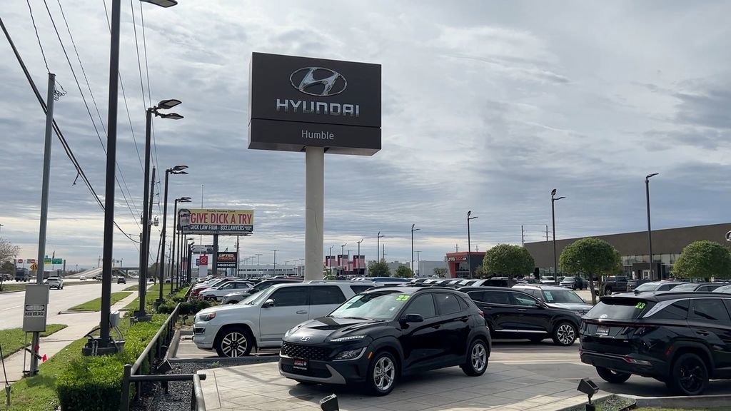 Used 2023 Hyundai Kona SEL w/ Convenience Package image 42