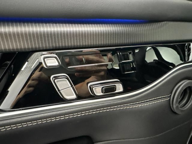 New 2026 Jeep Grand Wagoneer Summit AWD/4WD image 18