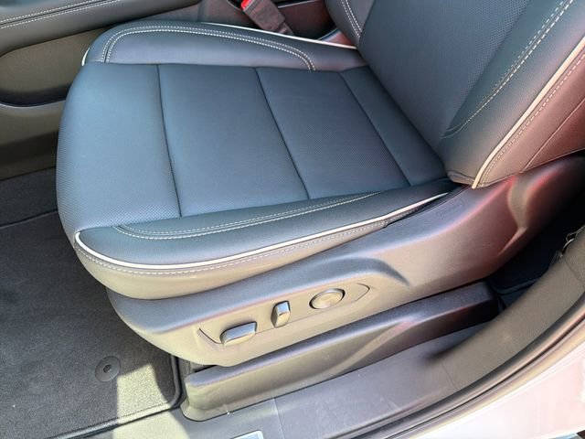 New 2026 GMC Yukon XL Elevation w/ Elevation Premium Package image 18