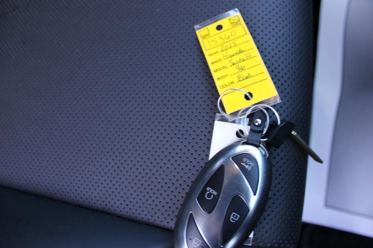 Used 2025 Hyundai Santa Fe SEL image 44