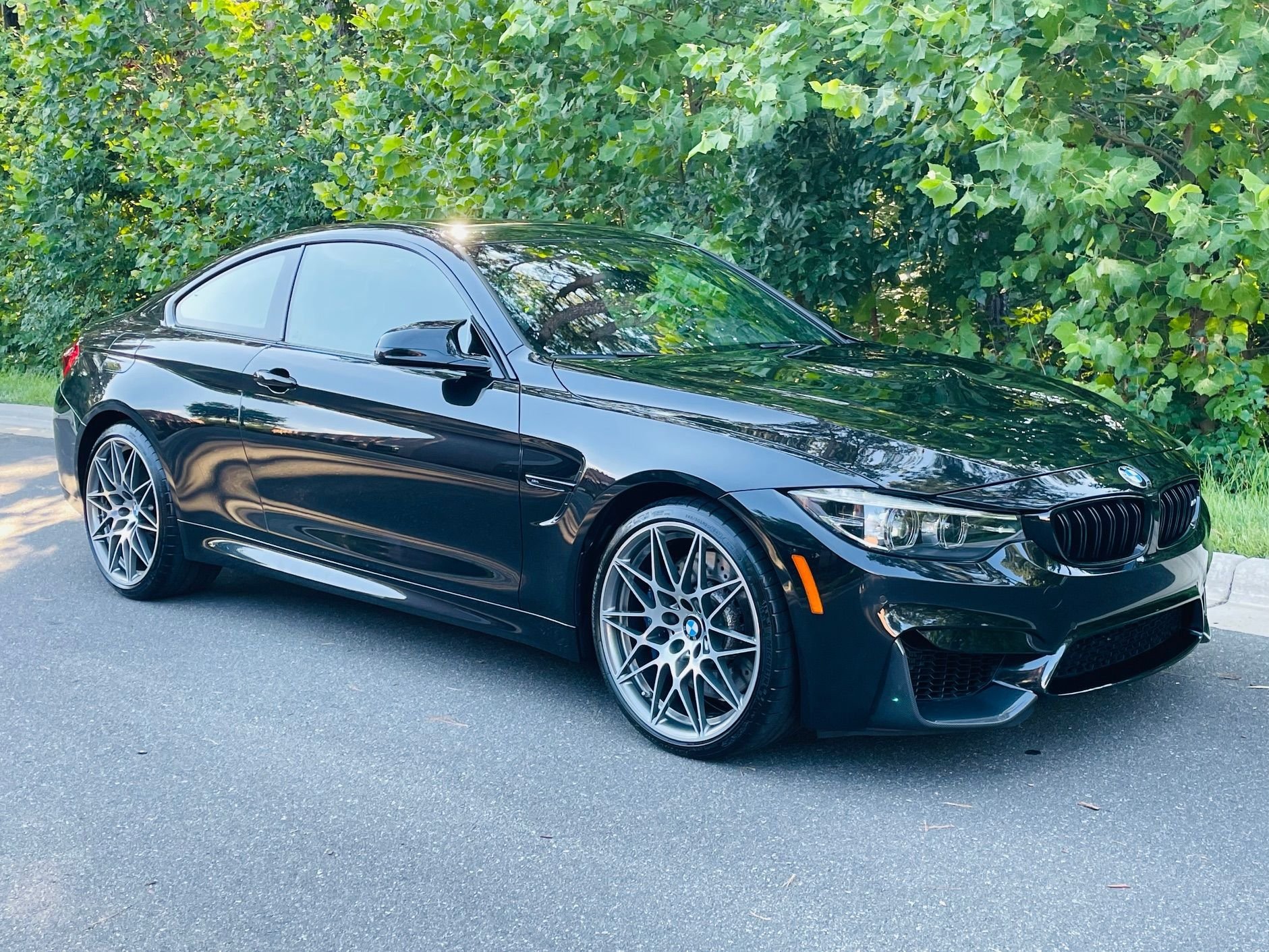 Used 2019 BMW M4 Coupe w/ Competition Package RWD image 13