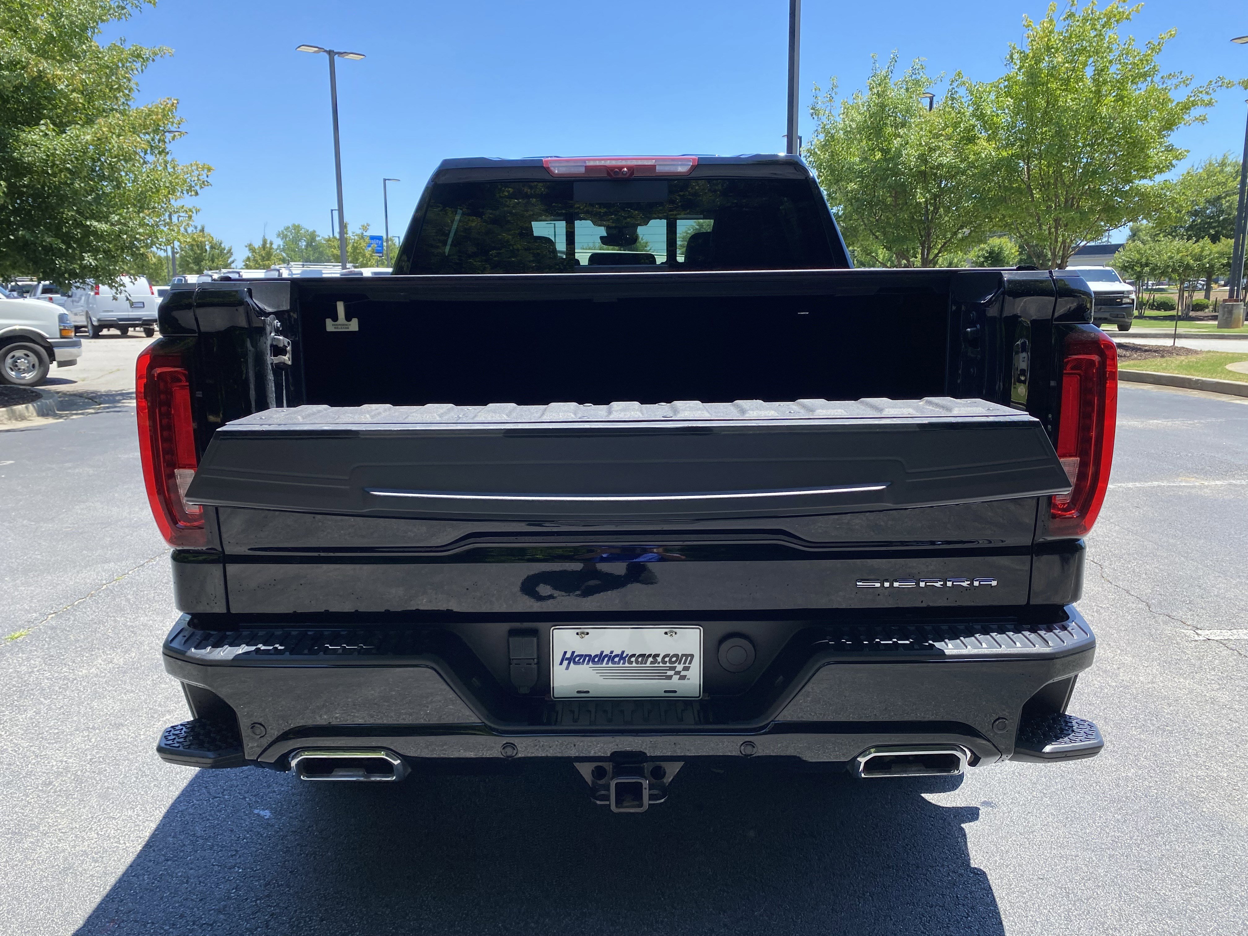 Used 2024 GMC Sierra 1500 Denali Ultimate AWD/4WD image 11