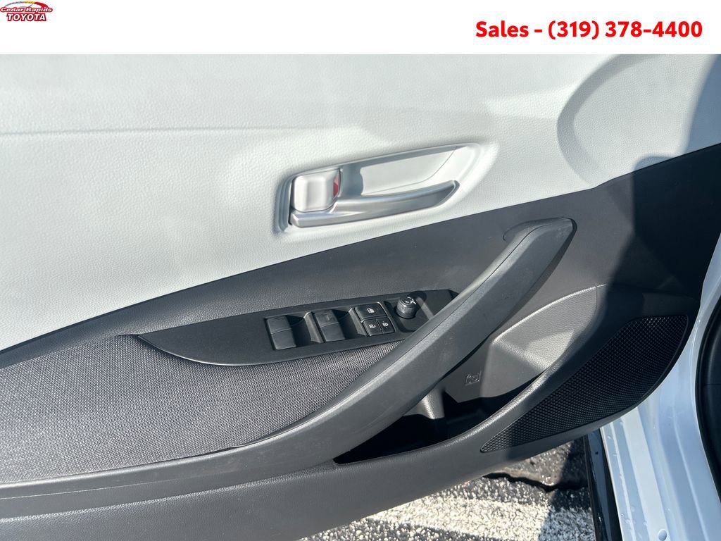 New 2026 Toyota Corolla SE image 10