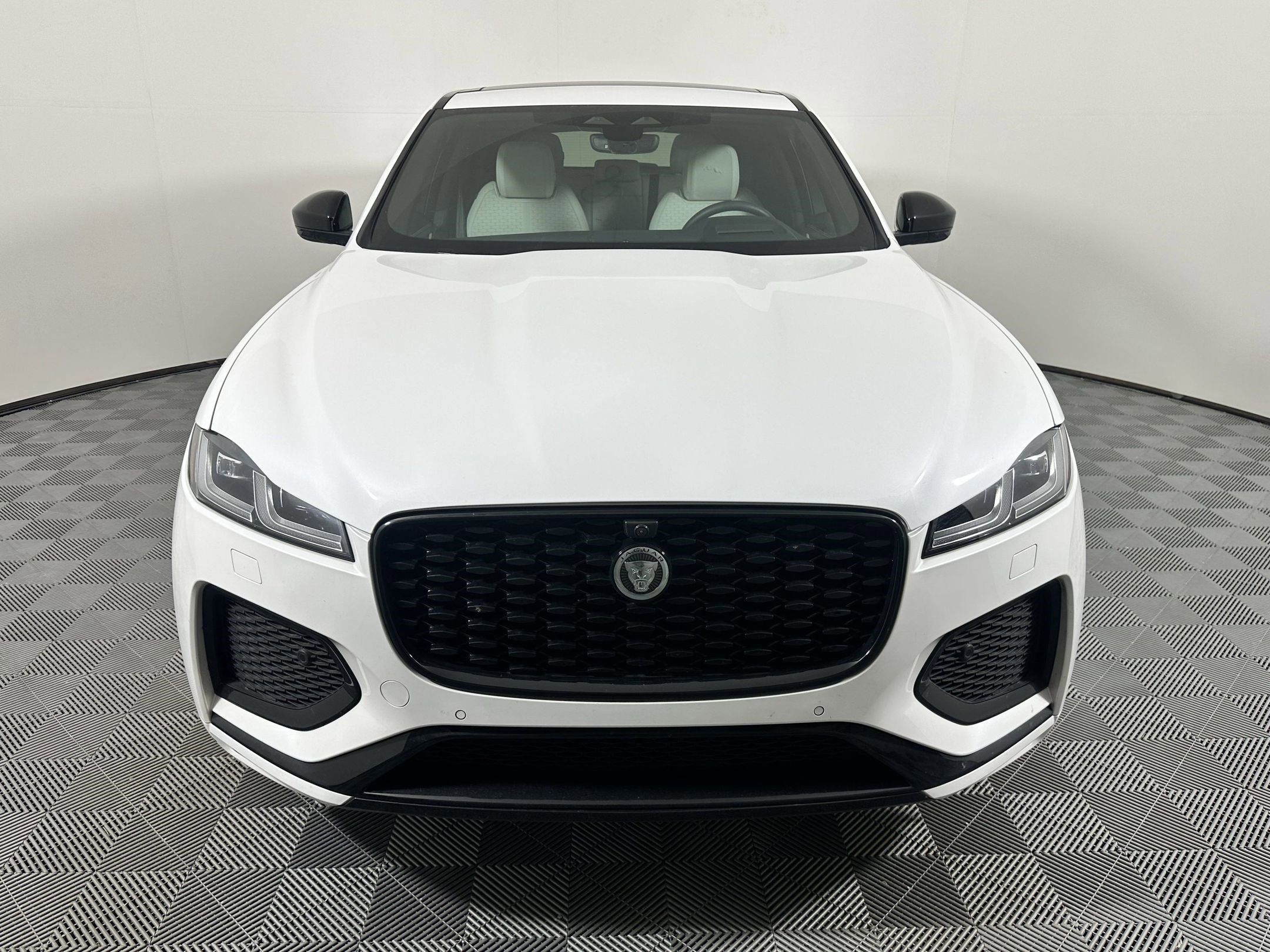 New 2026 Jaguar F-PACE R-Dynamic S image 5