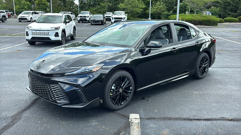 New 2026 Toyota Camry SE FWD image 2