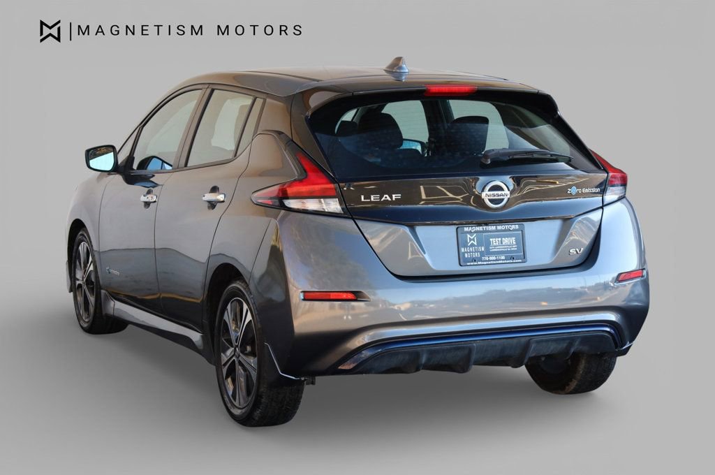 Used 2018 Nissan Leaf SV w/ SV Technology Package image 7