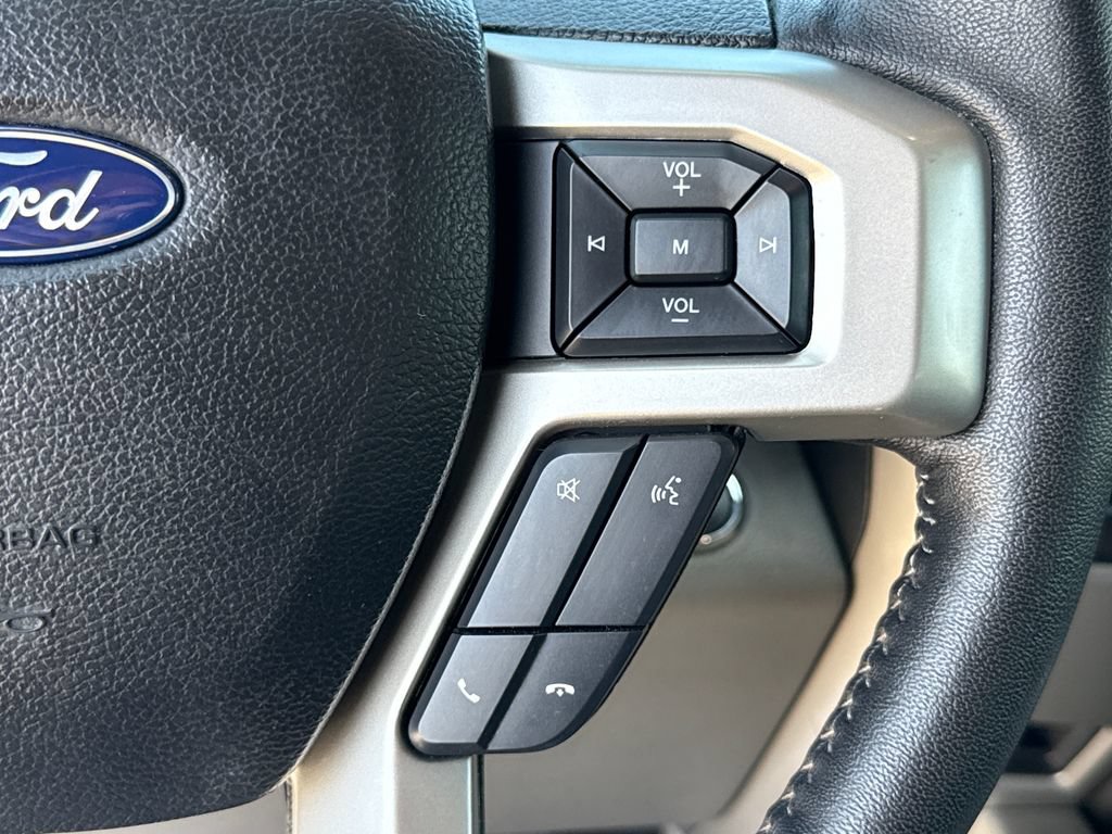 Used 2020 Ford F150 Lariat RWD image 15