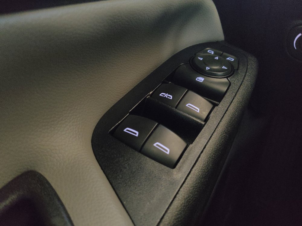 Used 2019 Chevrolet Equinox LT FWD image 27