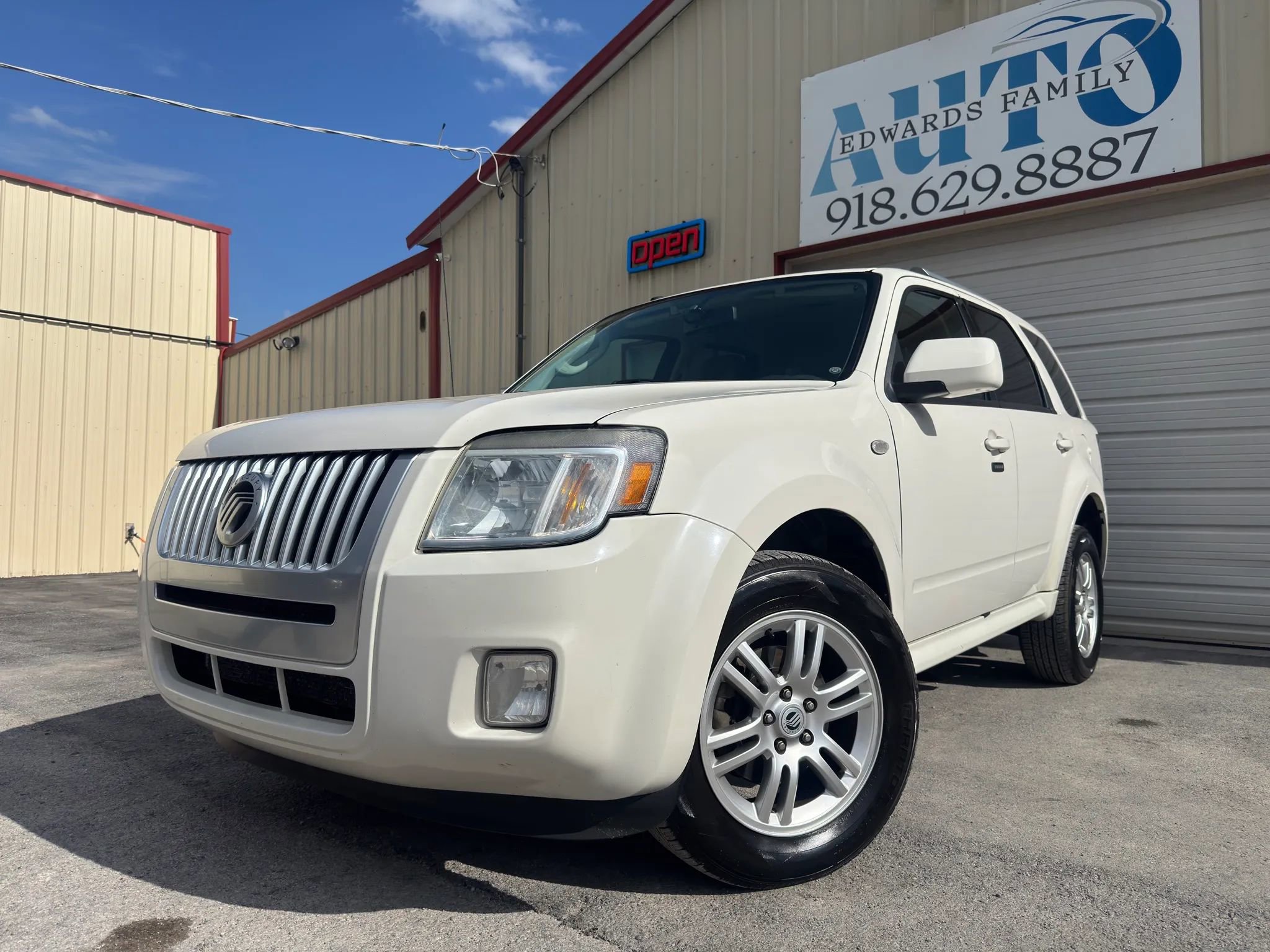 Used 2009 Mercury Mariner Premier FWD image 8