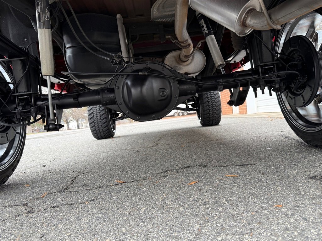 Used 2019 Chevrolet Silverado 1500 LT w/ All Star Edition image 28