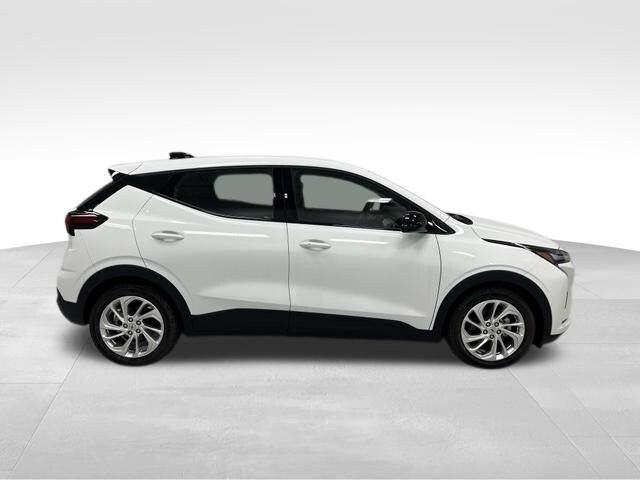 New 2027 Chevrolet Bolt LT FWD image 18
