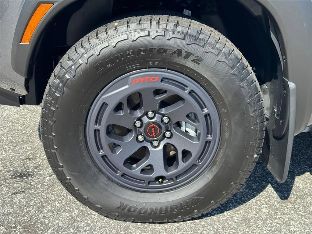 New 2026 Nissan Frontier PRO-4X w/ Pro-4x Convenience Package image 9