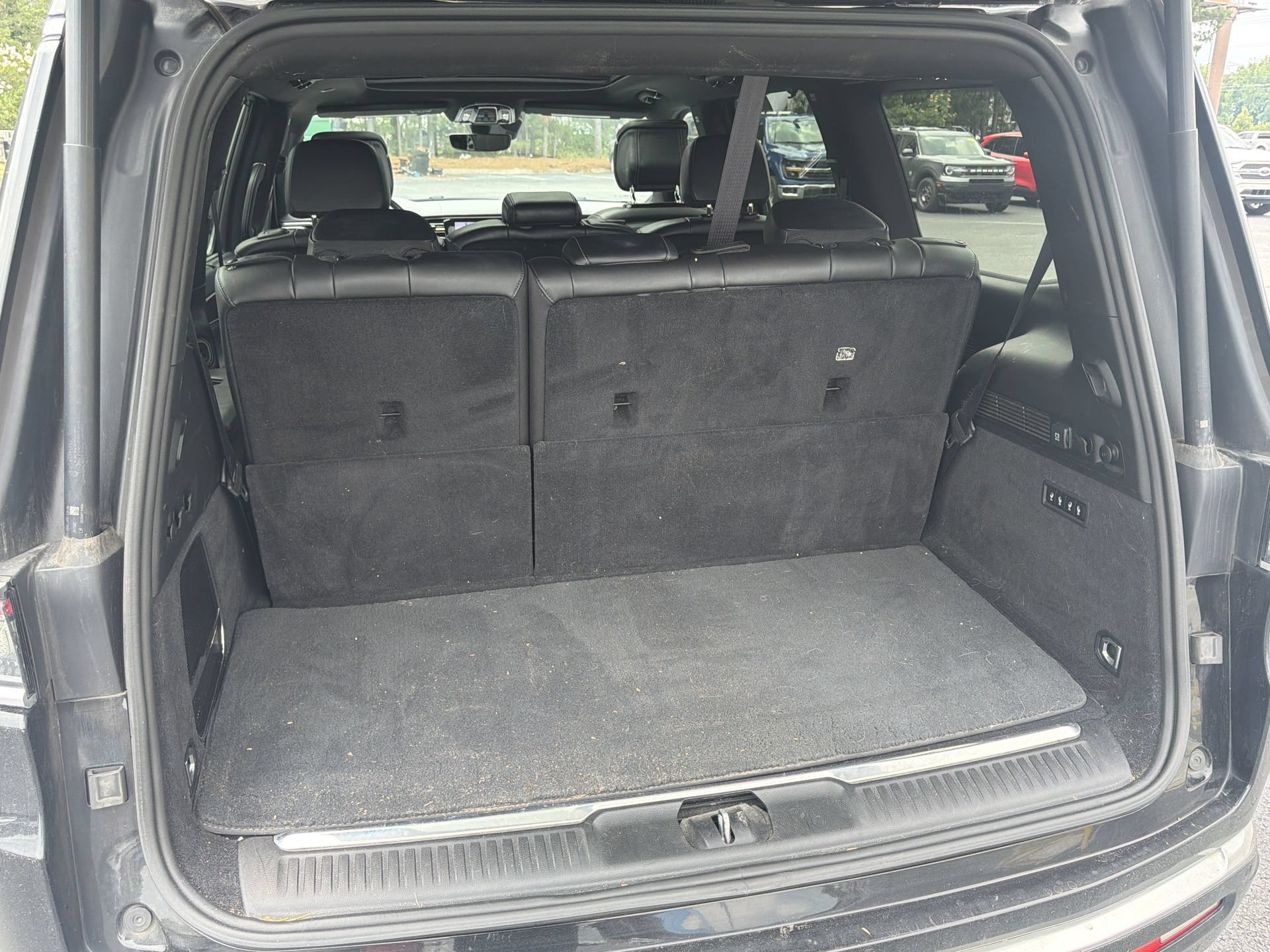 Used 2022 Jeep Grand Wagoneer Series I w/ Flexible Seating Group AWD/4WD image 5