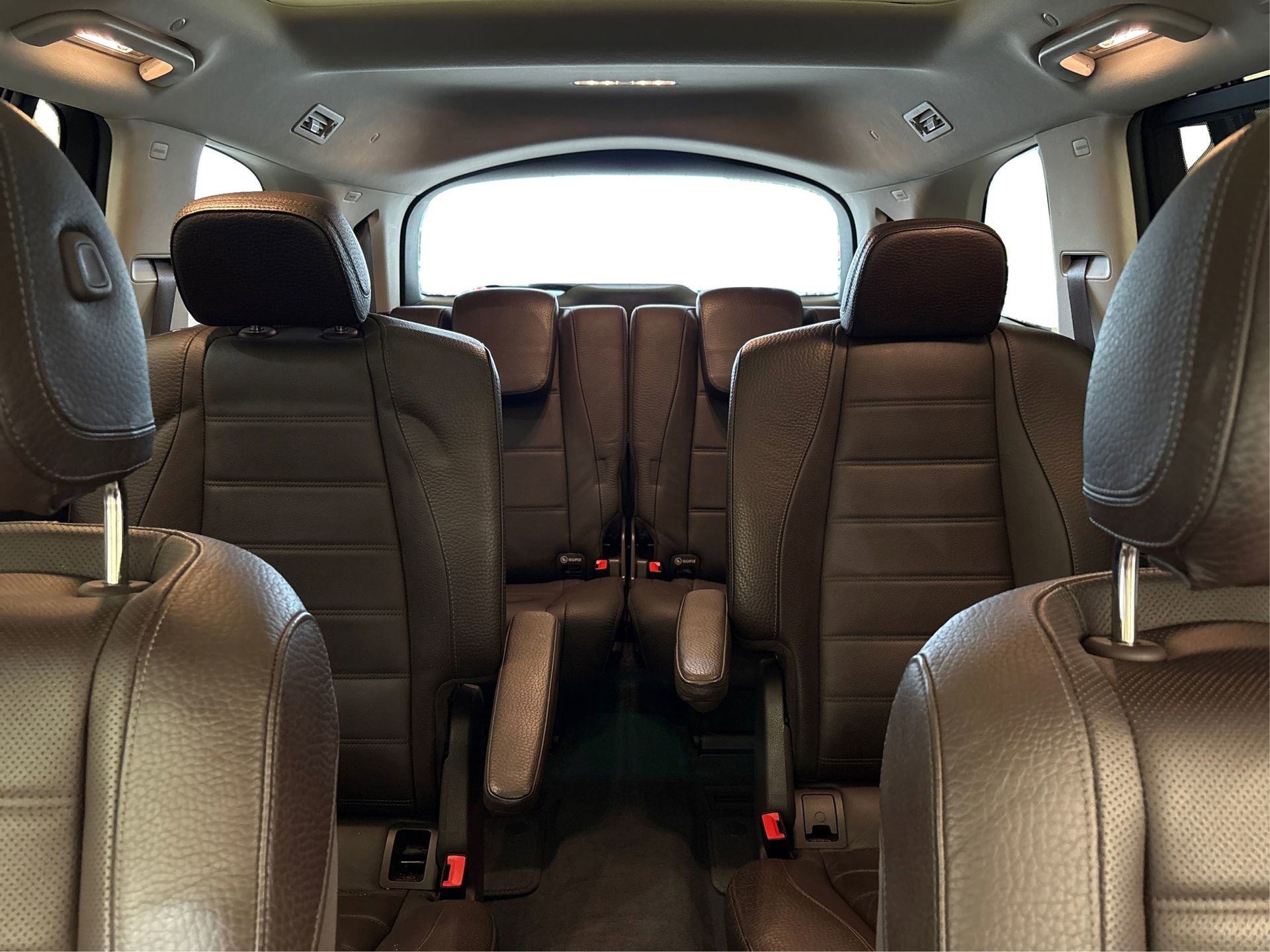 Used 2020 Mercedes-Benz GLS 450 4MATIC image 17