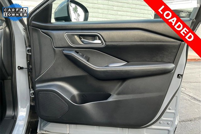 Used 2024 Nissan Rogue Platinum image 23