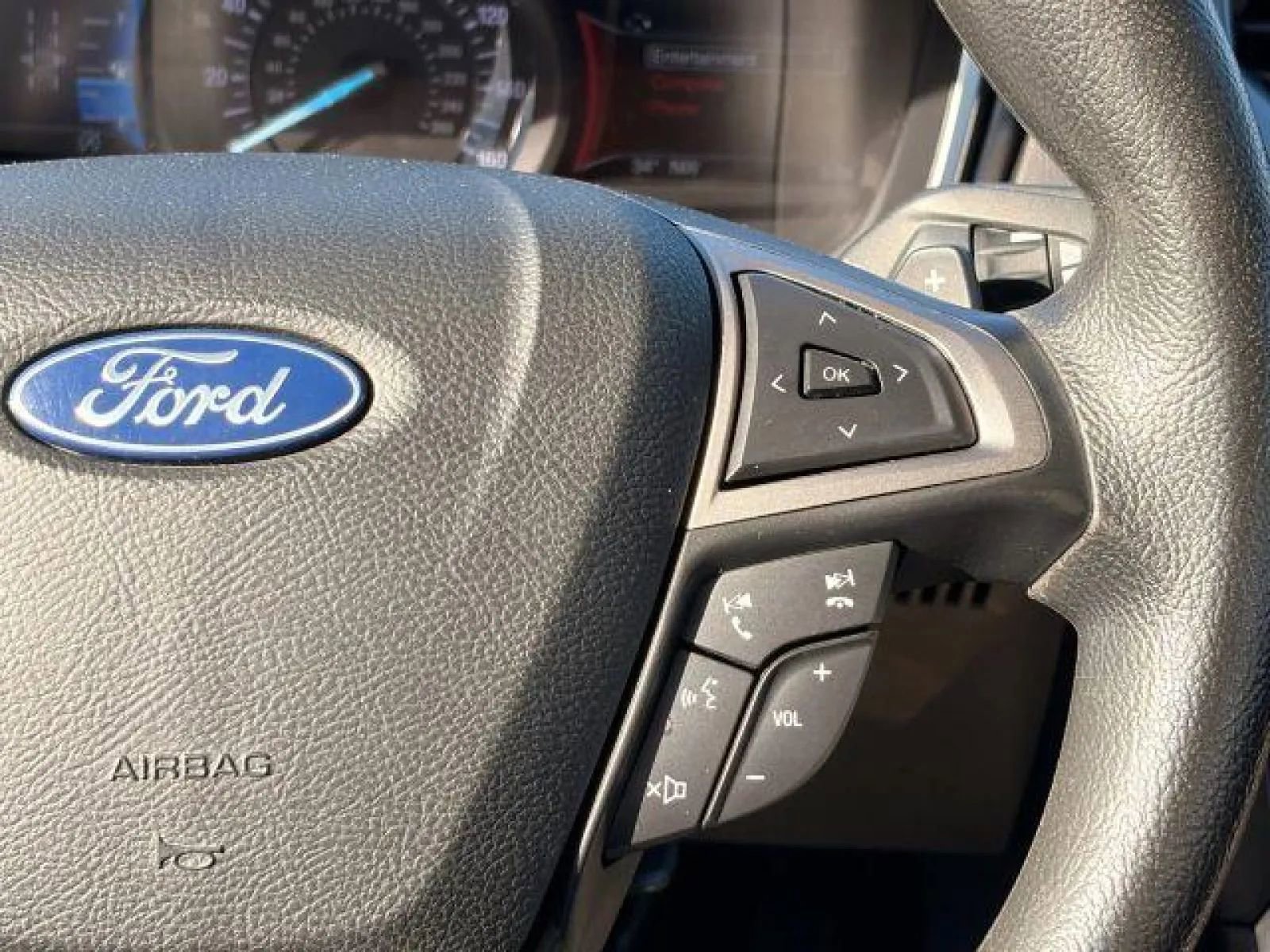 Used 2019 Ford Fusion SE image 22