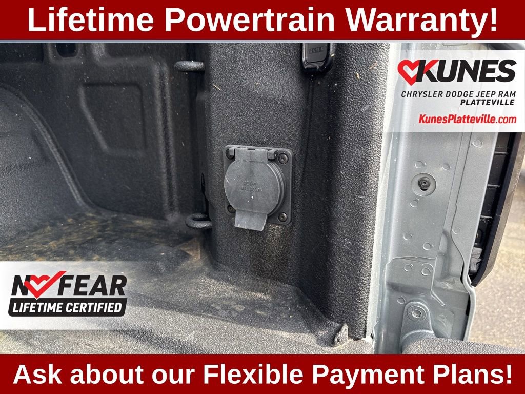 Used 2024 GMC Sierra 1500 AT4 w/ Technology Package image 21