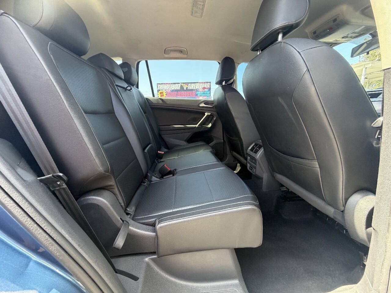 Used 2020 Volkswagen Tiguan SE FWD image 25