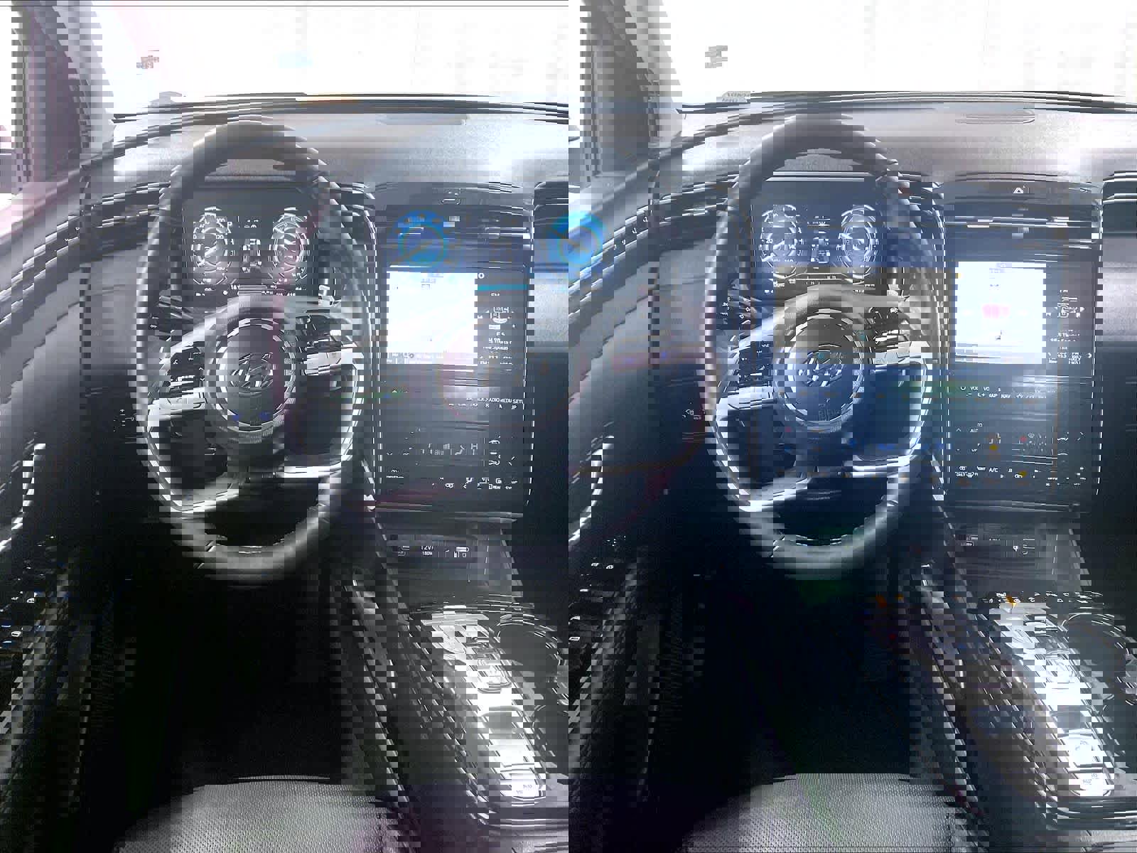 Used 2023 Hyundai Tucson Limited w/ Cargo Package image 18