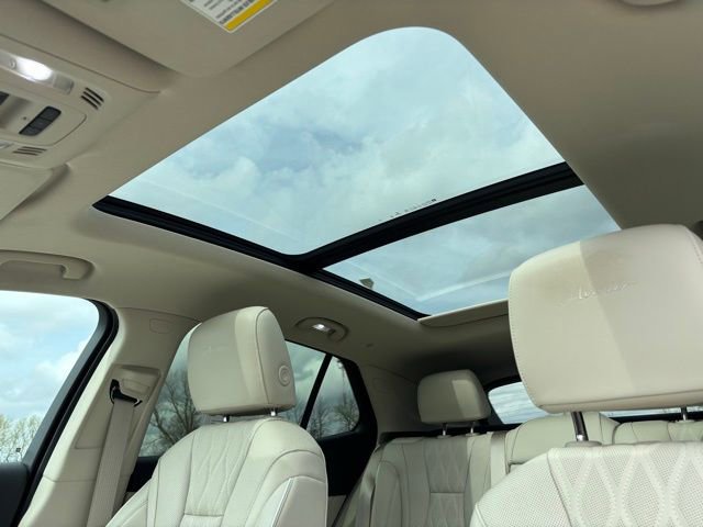 Certified 2023 Buick Envision Avenir AWD/4WD image 16