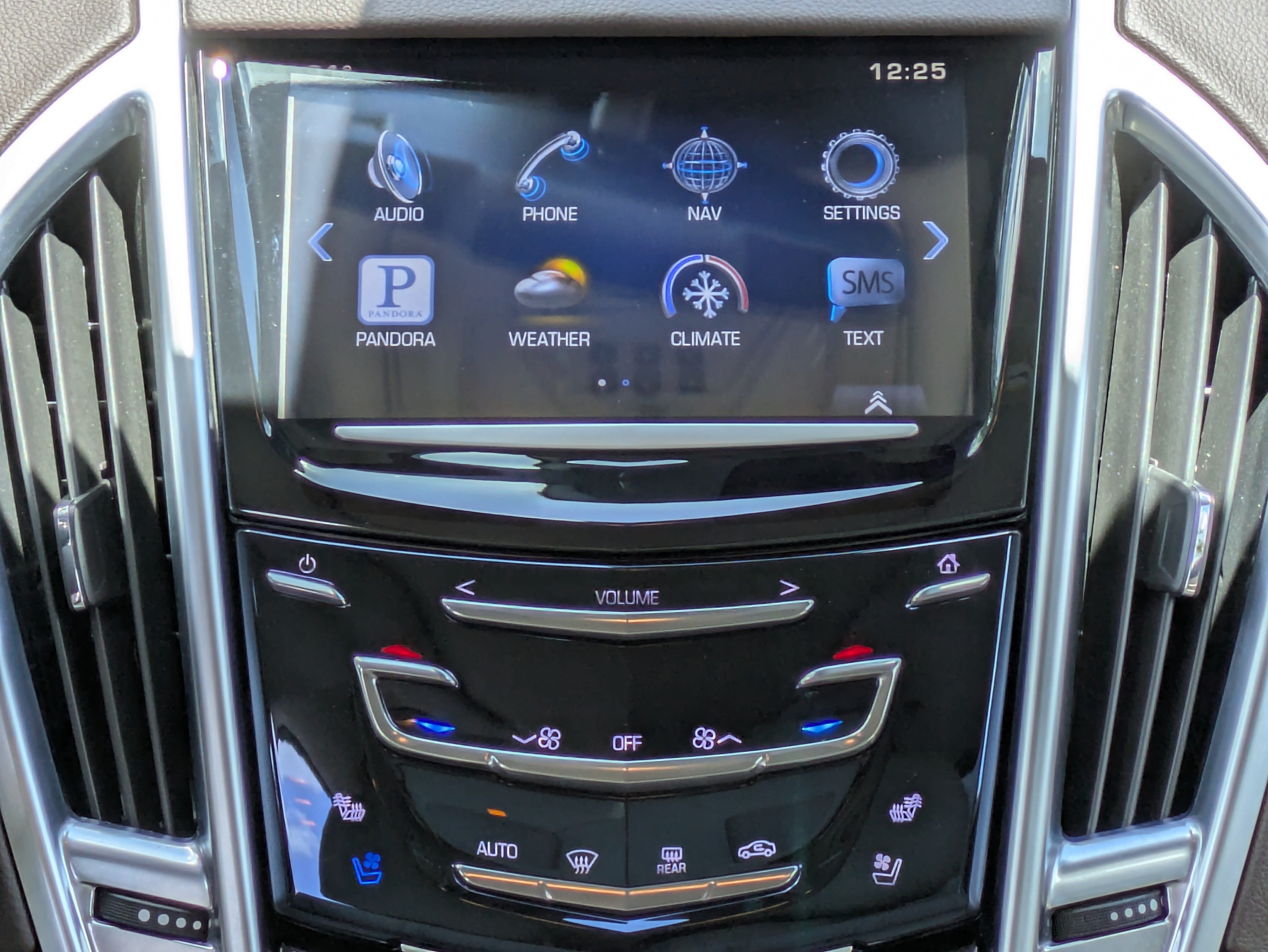 Used 2016 Cadillac SRX Premium FWD image 16