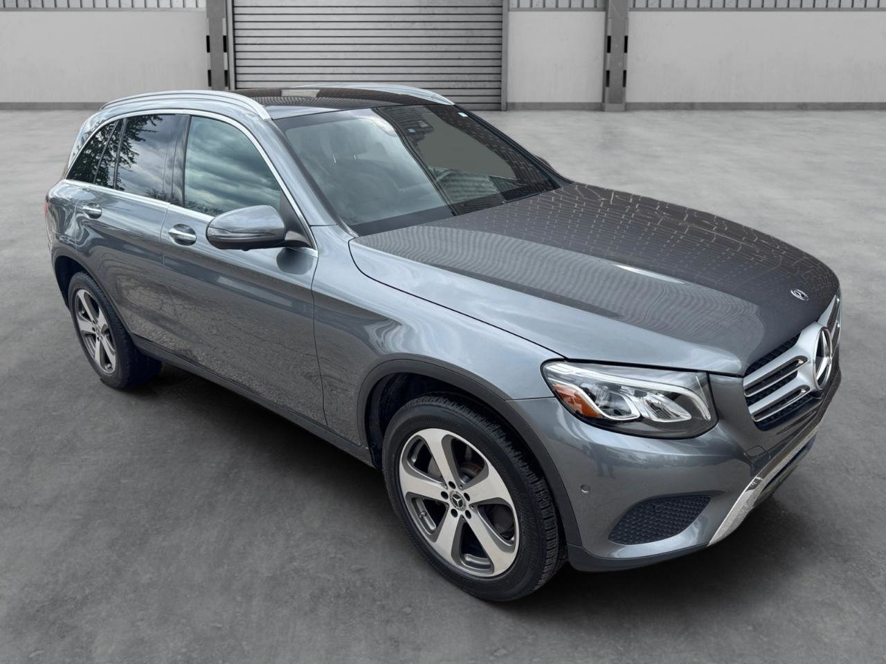 Used 2018 Mercedes-Benz GLC 300 4MATIC image 30