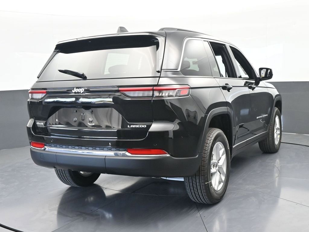 New 2026 Jeep Grand Cherokee Laredo X AWD/4WD image 5