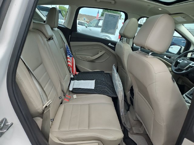 Used 2014 Ford C-MAX Energi SEL w/ Equipment Group 302A FWD image 30