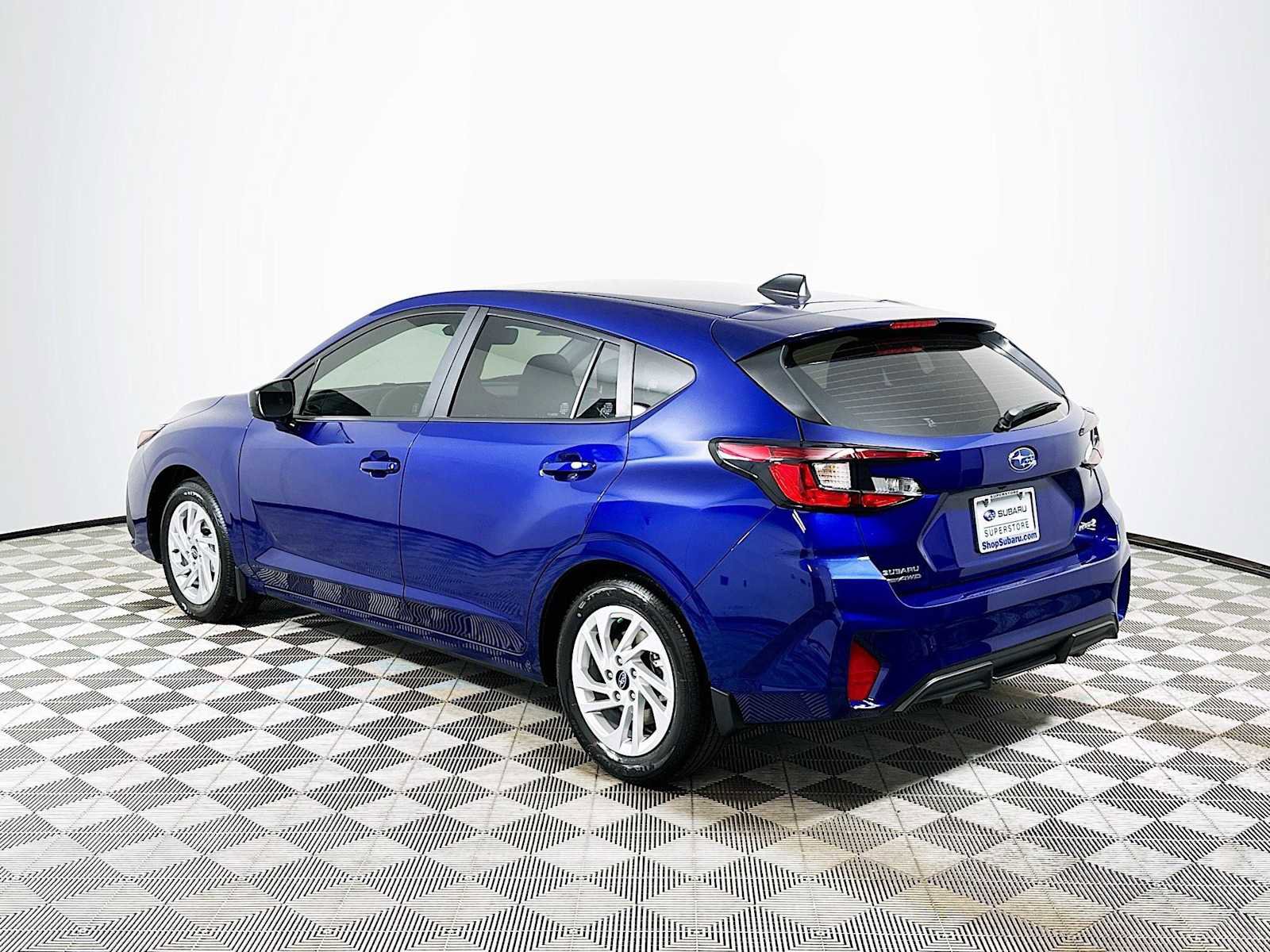 Certified 2025 Subaru Impreza 2.0i image 5