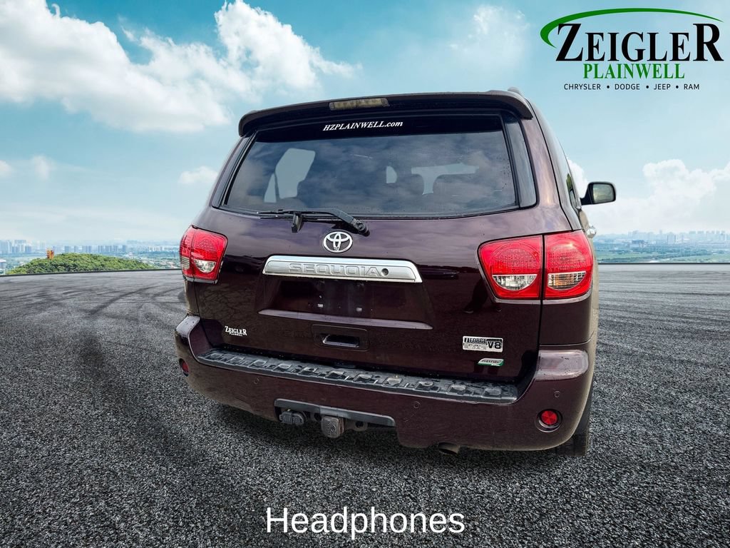 Used 2014 Toyota Sequoia Platinum AWD/4WD image 5