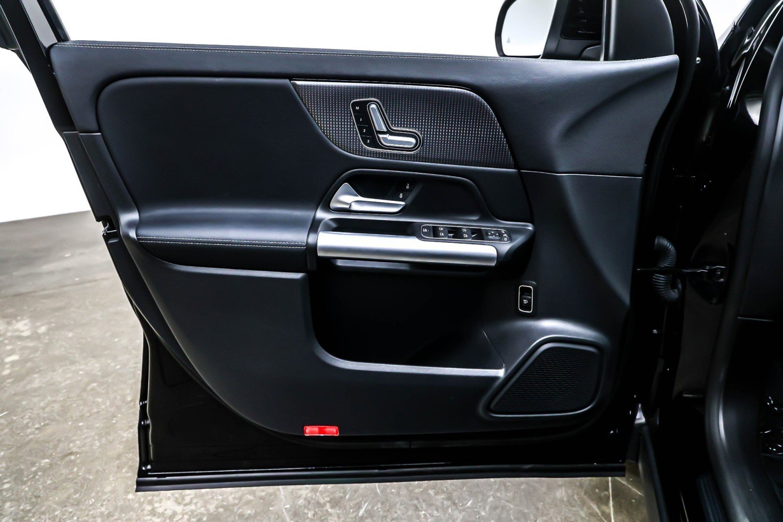 Certified 2023 Mercedes-Benz GLA 250 image 22