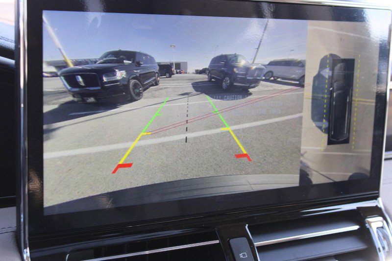 Certified 2023 Lincoln Navigator L Reserve image 27