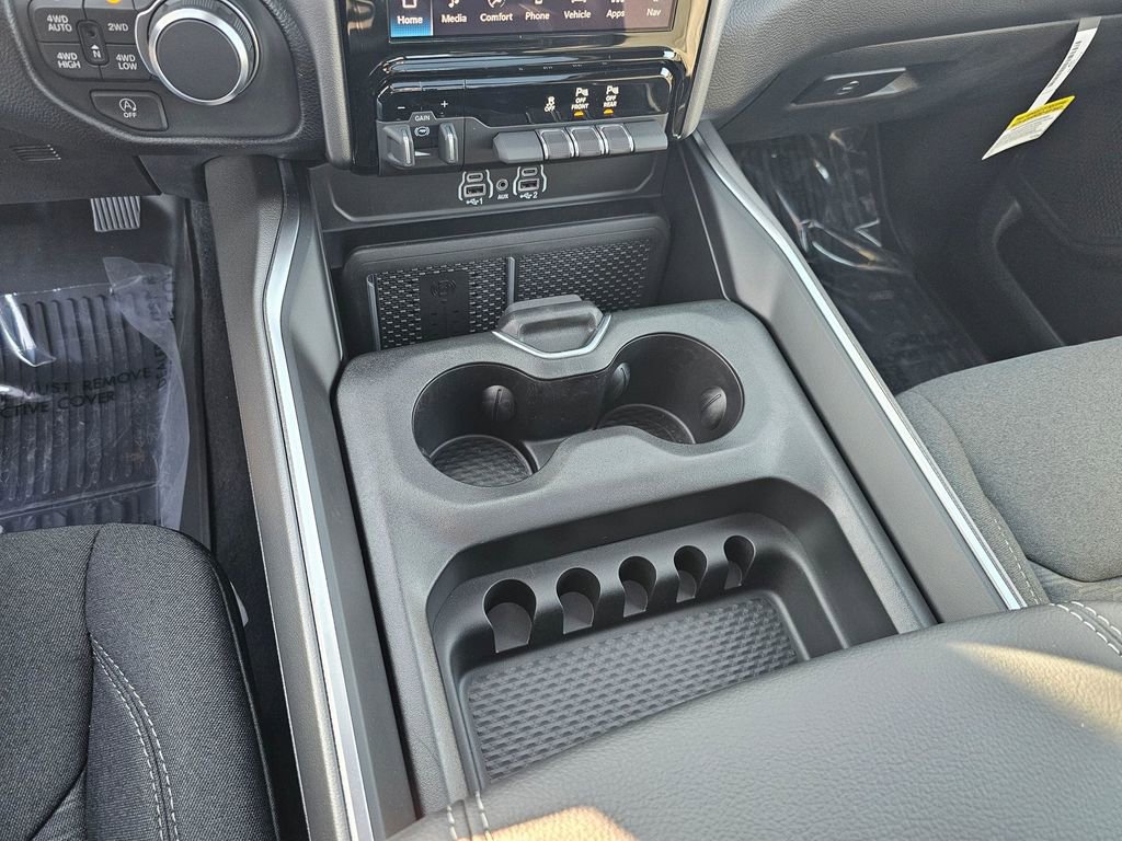 New 2026 RAM 1500 Big Horn AWD/4WD image 24