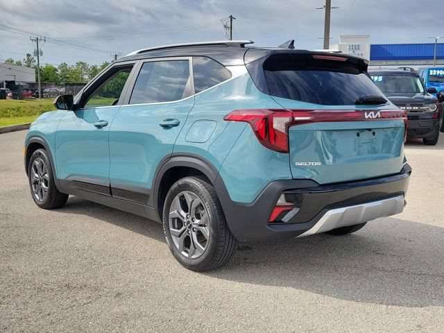 Used 2024 Kia Seltos S FWD image 4