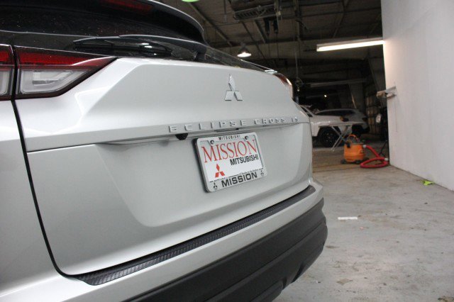 New 2026 Mitsubishi Eclipse Cross ES image 4