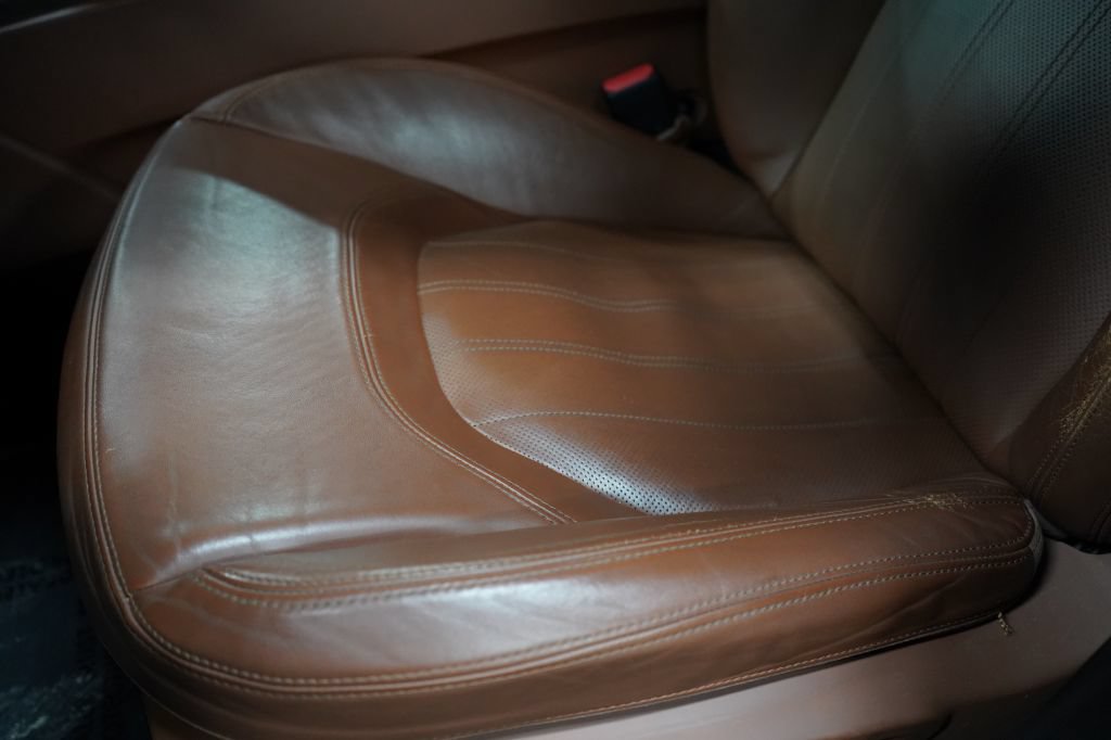 Used 2014 Maserati Quattroporte GTS RWD image 12