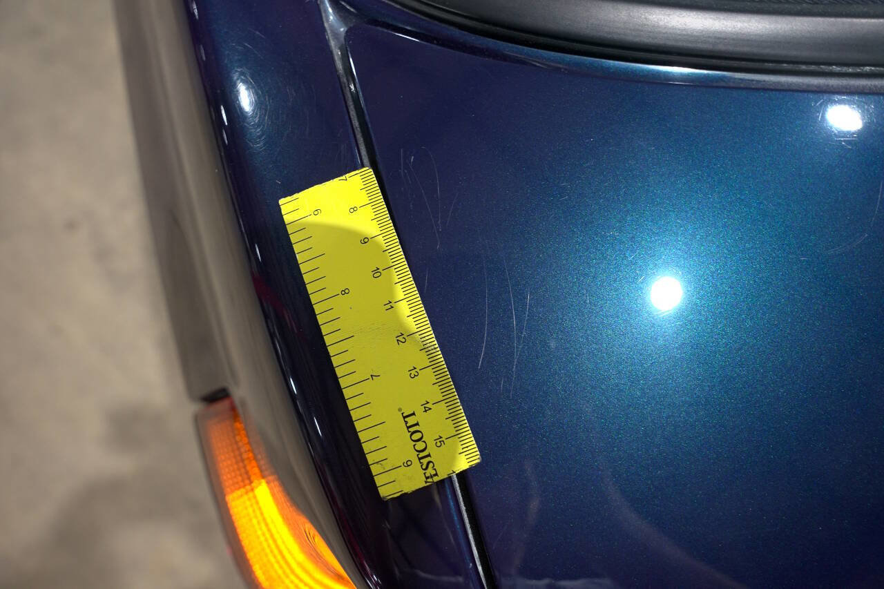 Used 2001 Volkswagen Cabrio GLS FWD image 40