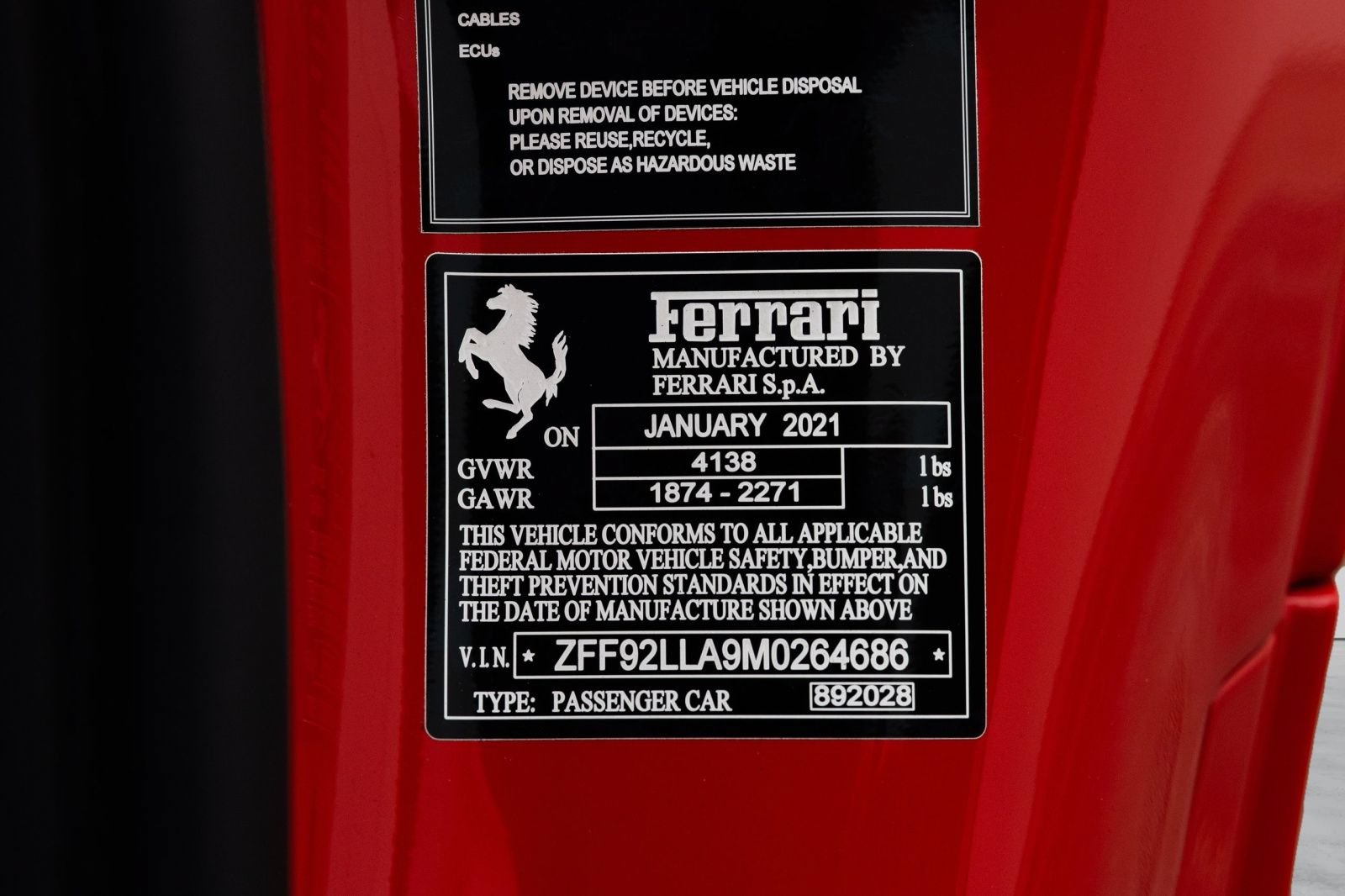 Used 2021 Ferrari F8 Tributo RWD image 32