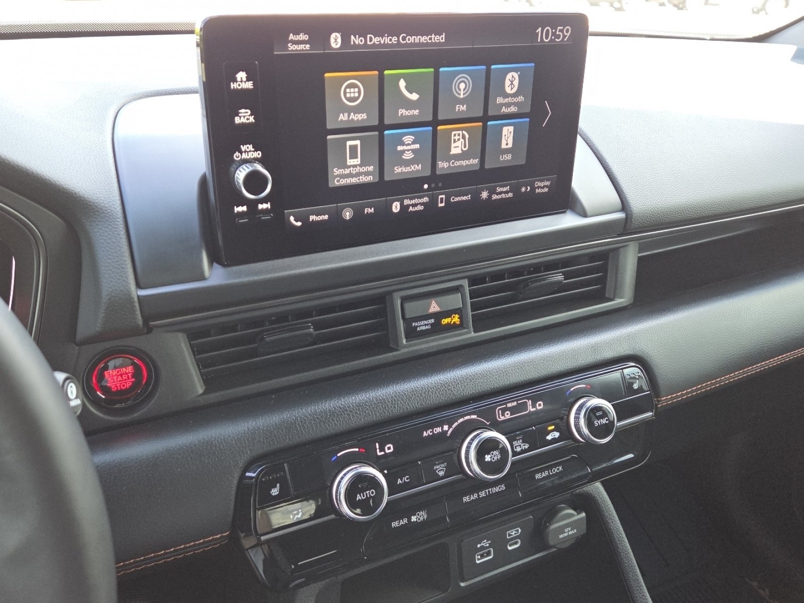 Used 2025 Honda Pilot TrailSport image 30