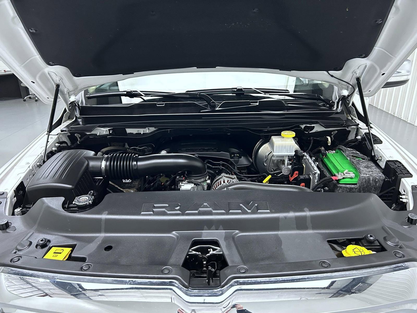 Used 2020 RAM 1500 Laramie image 24