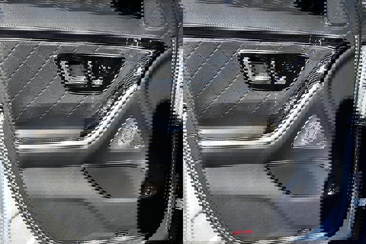 Used 2023 Mercedes-Benz S 580 4MATIC Sedan image 43