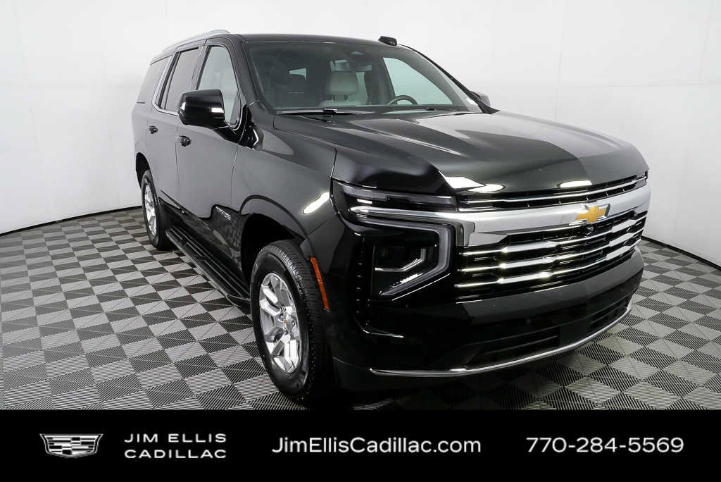 Used 2025 Chevrolet Tahoe LT RWD image 1