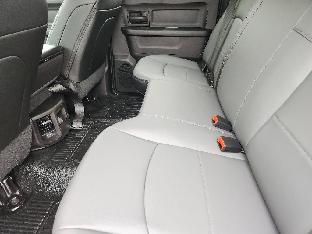 New 2026 RAM 5500 4x4 Crew Cab image 21