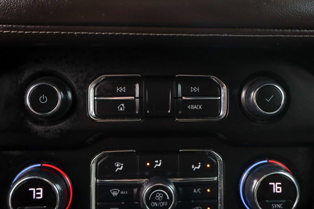 Used 2022 Chevrolet Suburban Z71 w/ Luxury Package image 34