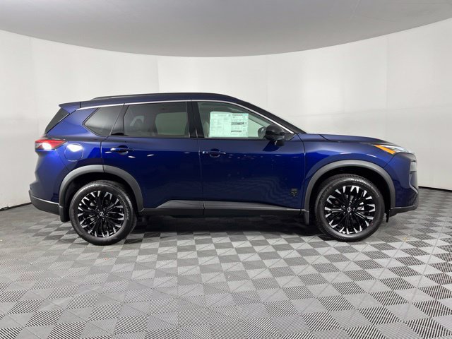 New 2026 Nissan Rogue Dark Armor FWD image 15